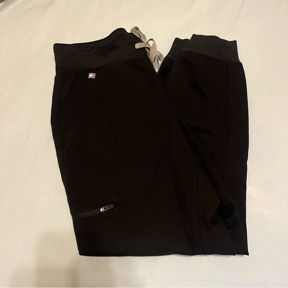 FIGS Zamora Jogger Scrub Pants - S - Petite / Black